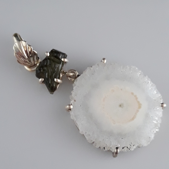 Natural Solar Quartz Eye & Moldavite Pendant - Picture 7 of 8